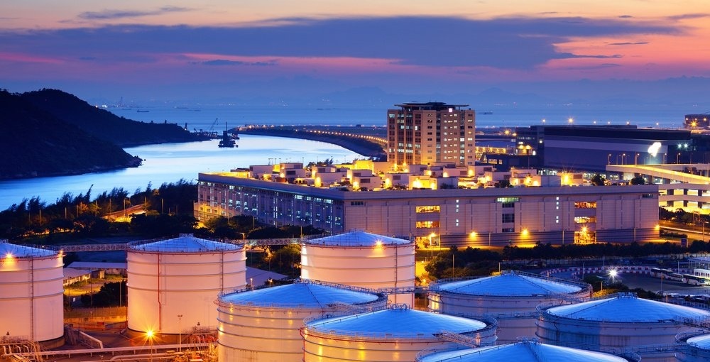 Oil tank in cargo service terminal-229046-edited